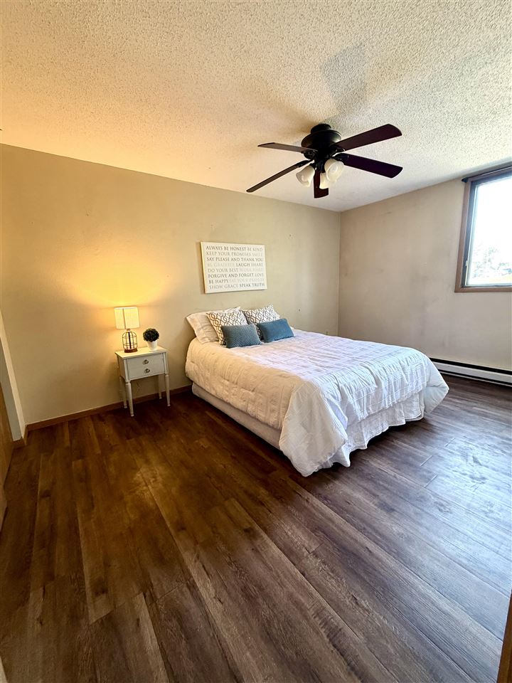 806 Benton Drive #13 Iowa City IA 52246