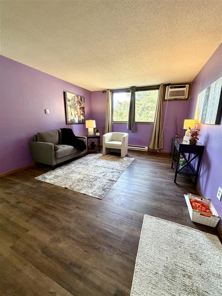806 Benton Drive #13 Iowa City IA 52246