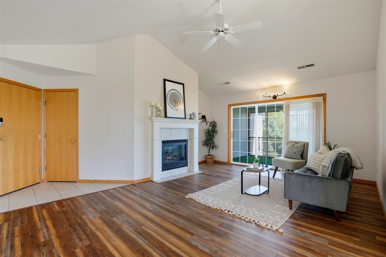 57 Duck Creek Place Iowa City IA 52246