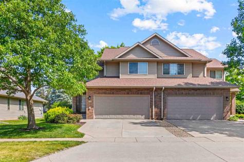 30 E Weston Drive North Liberty IA 52317