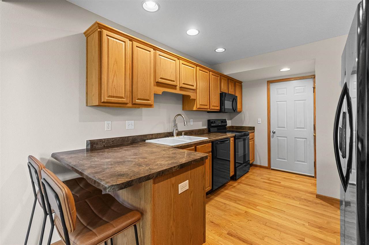30 E Weston Drive North Liberty IA 52317