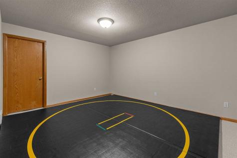 30 E Weston Drive North Liberty IA 52317