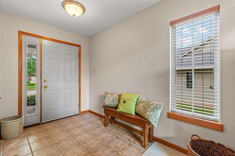 30 E Weston Drive North Liberty IA 52317