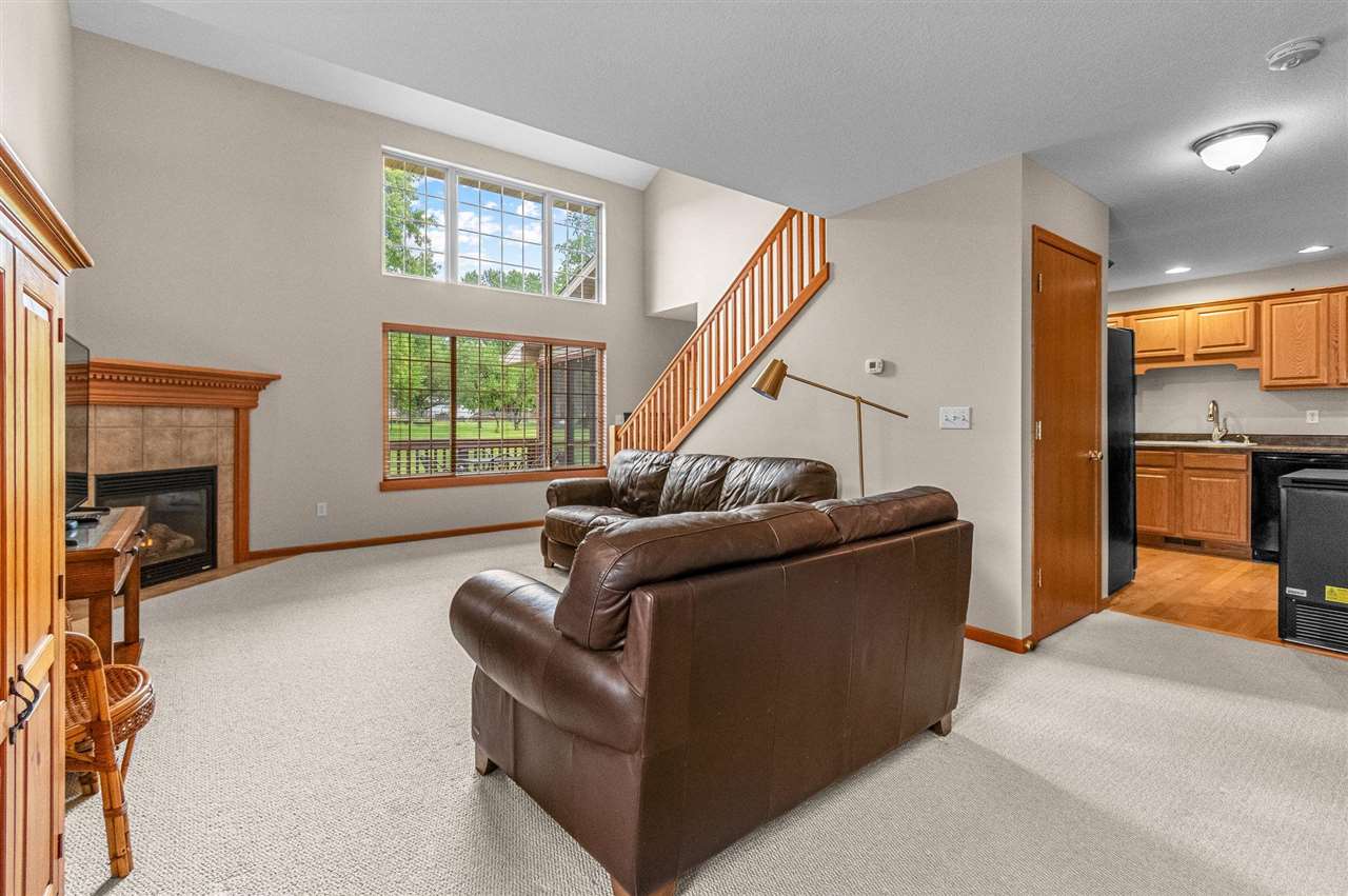 30 E Weston Drive North Liberty IA 52317