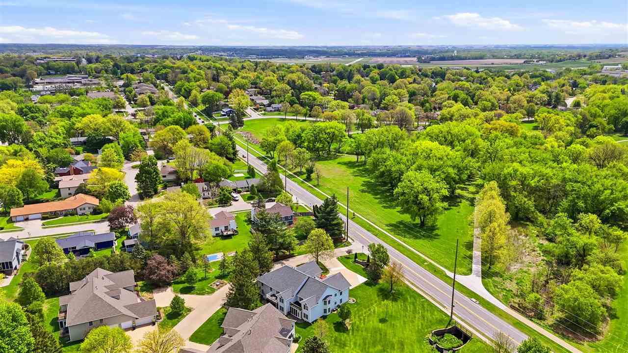 2303 Willowbrooke Lane Iowa City IA 52246