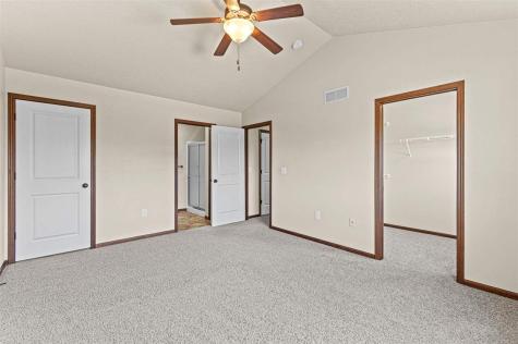 1659 Burr Drive North Liberty IA 52317