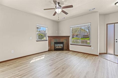 1659 Burr Drive North Liberty IA 52317