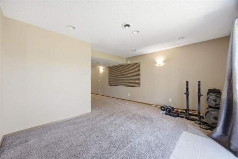 2605 Greenway Court Marion IA 52302