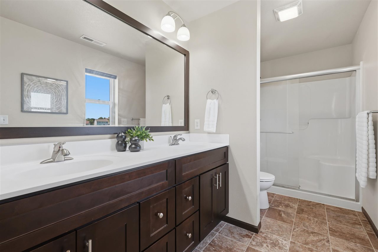 2233 E Grantview Drive Coralville IA 52241