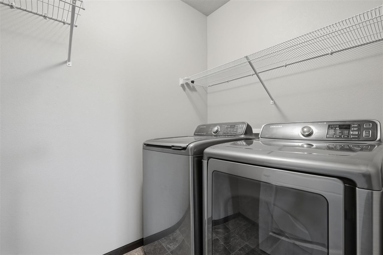 2233 E Grantview Drive Coralville IA 52241