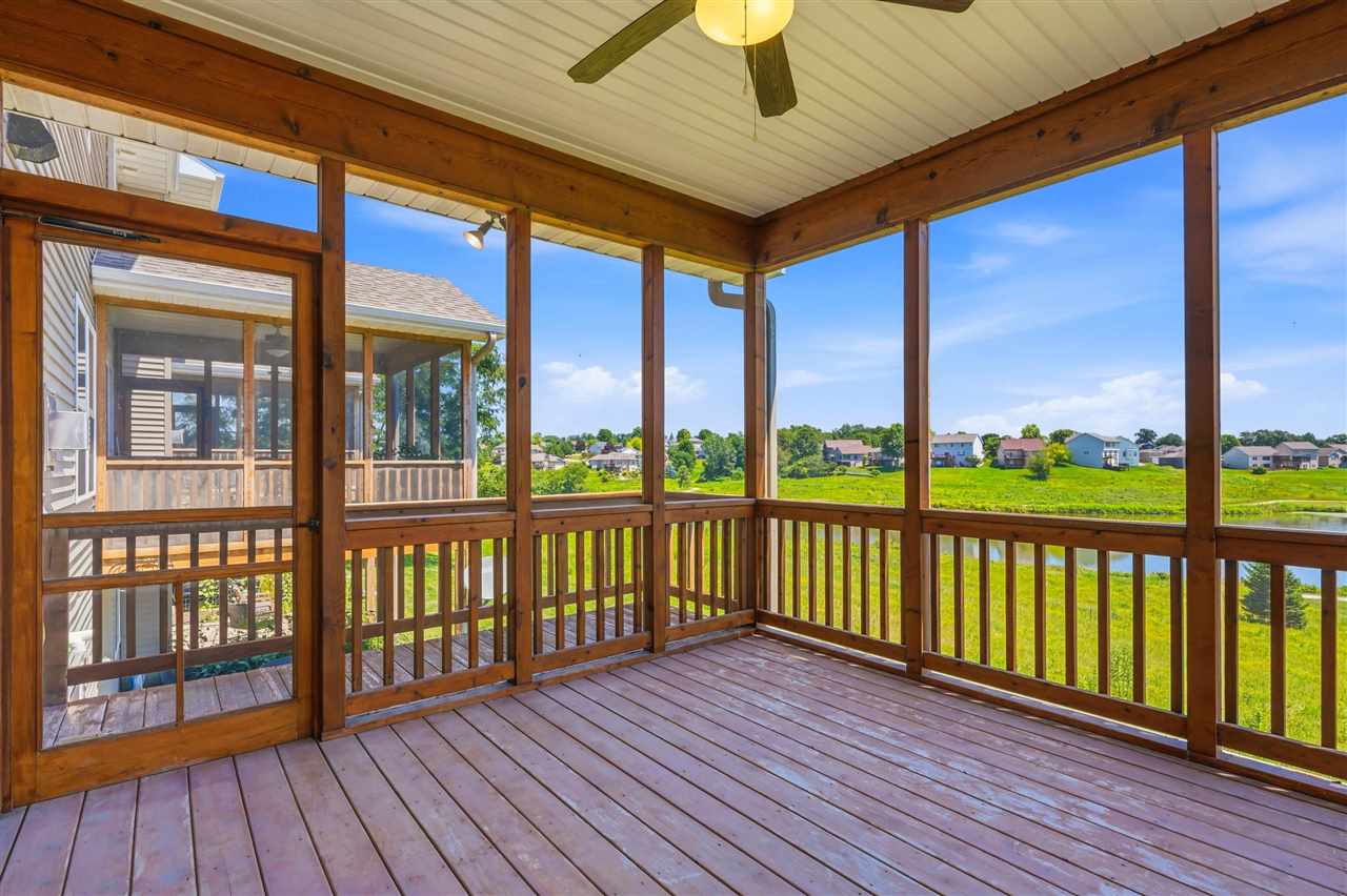 2233 E Grantview Drive Coralville IA 52241