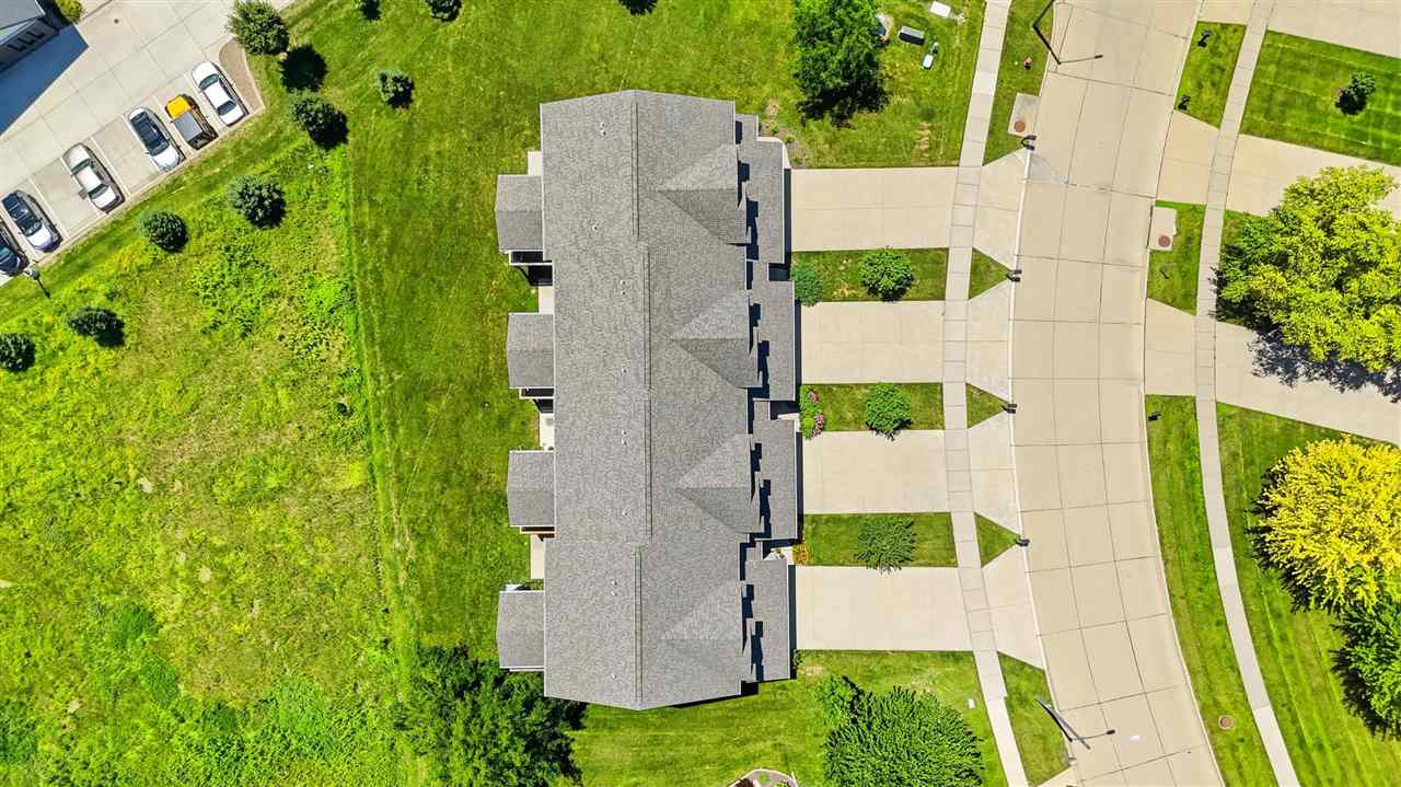 2233 E Grantview Drive Coralville IA 52241
