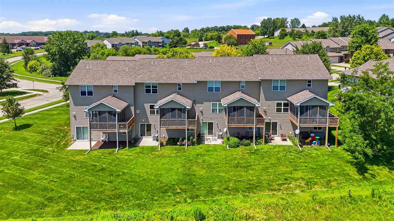 2233 E Grantview Drive Coralville IA 52241