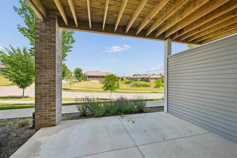 2871 Spring Rose Circle Coralville IA 52241