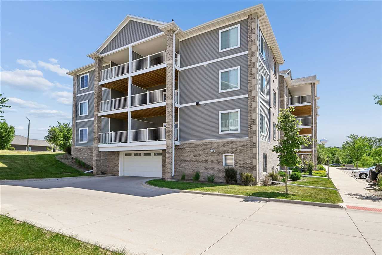 2871 Spring Rose Circle Coralville IA 52241