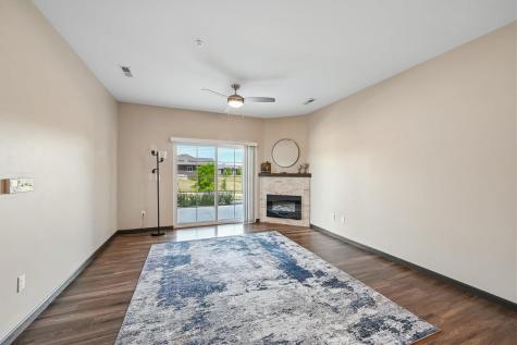 2871 Spring Rose Circle Coralville IA 52241