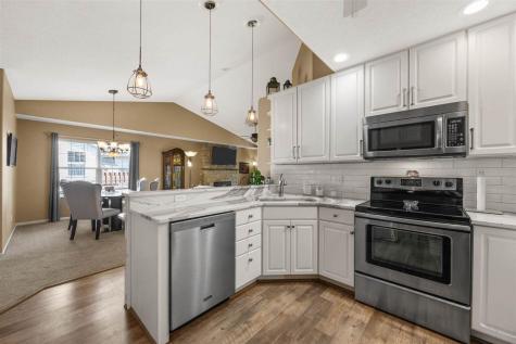 6620 Waterview Drive SW Cedar Rapids IA 52404