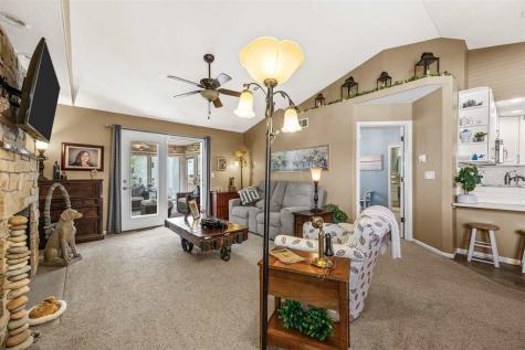 6620 Waterview Drive SW Cedar Rapids IA 52404