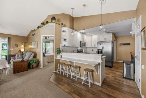 6620 Waterview Drive SW Cedar Rapids IA 52404