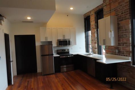 130 S Dubuque Street Solon IA 52333