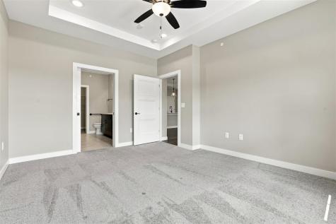 1920 Country Club Drive #307 Coralville IA 52241