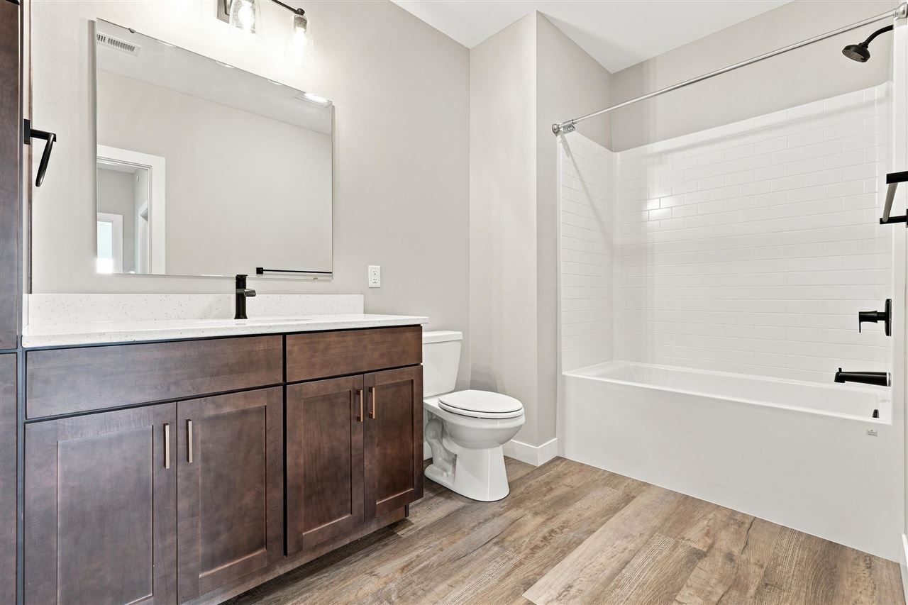 1920 Country Club Drive #307 Coralville IA 52241