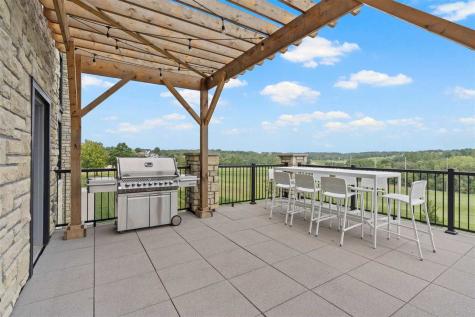 1920 Country Club Drive #307 Coralville IA 52241