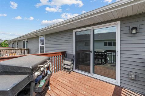 346 Cypress Court Solon IA 52333