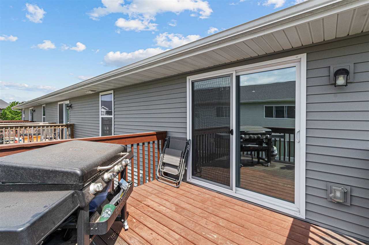 346 Cypress Court Solon IA 52333
