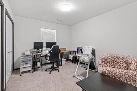 346 Cypress Court Solon IA 52333