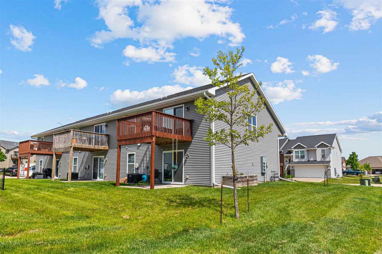 346 Cypress Court Solon IA 52333