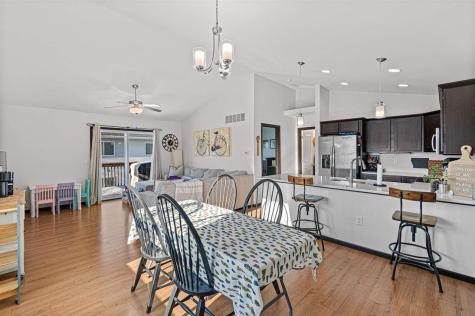 346 Cypress Court Solon IA 52333