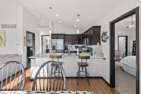 346 Cypress Court Solon IA 52333