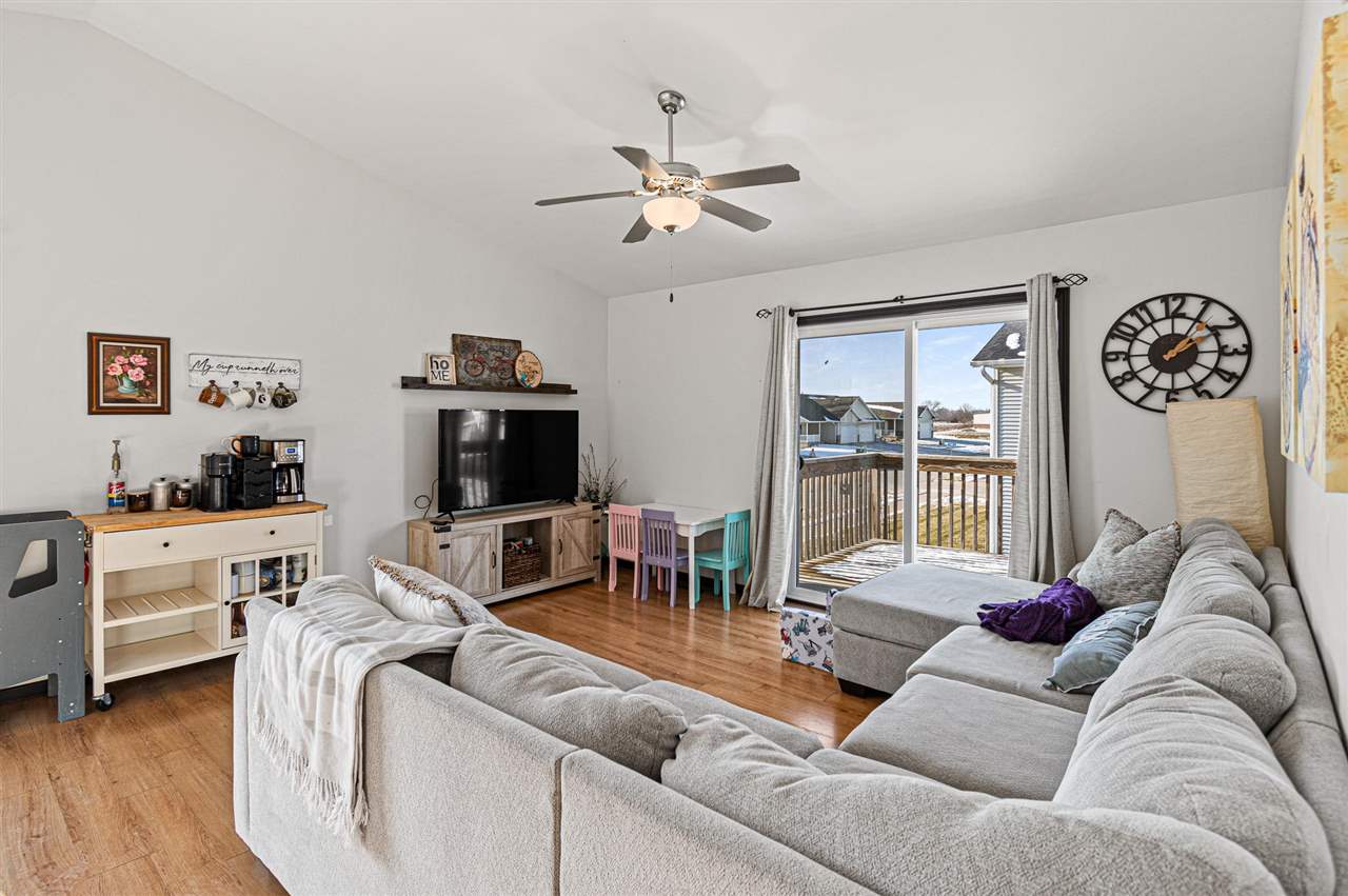 346 Cypress Court Solon IA 52333