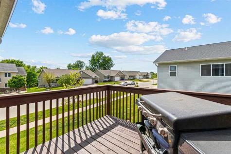 346 Cypress Court Solon IA 52333