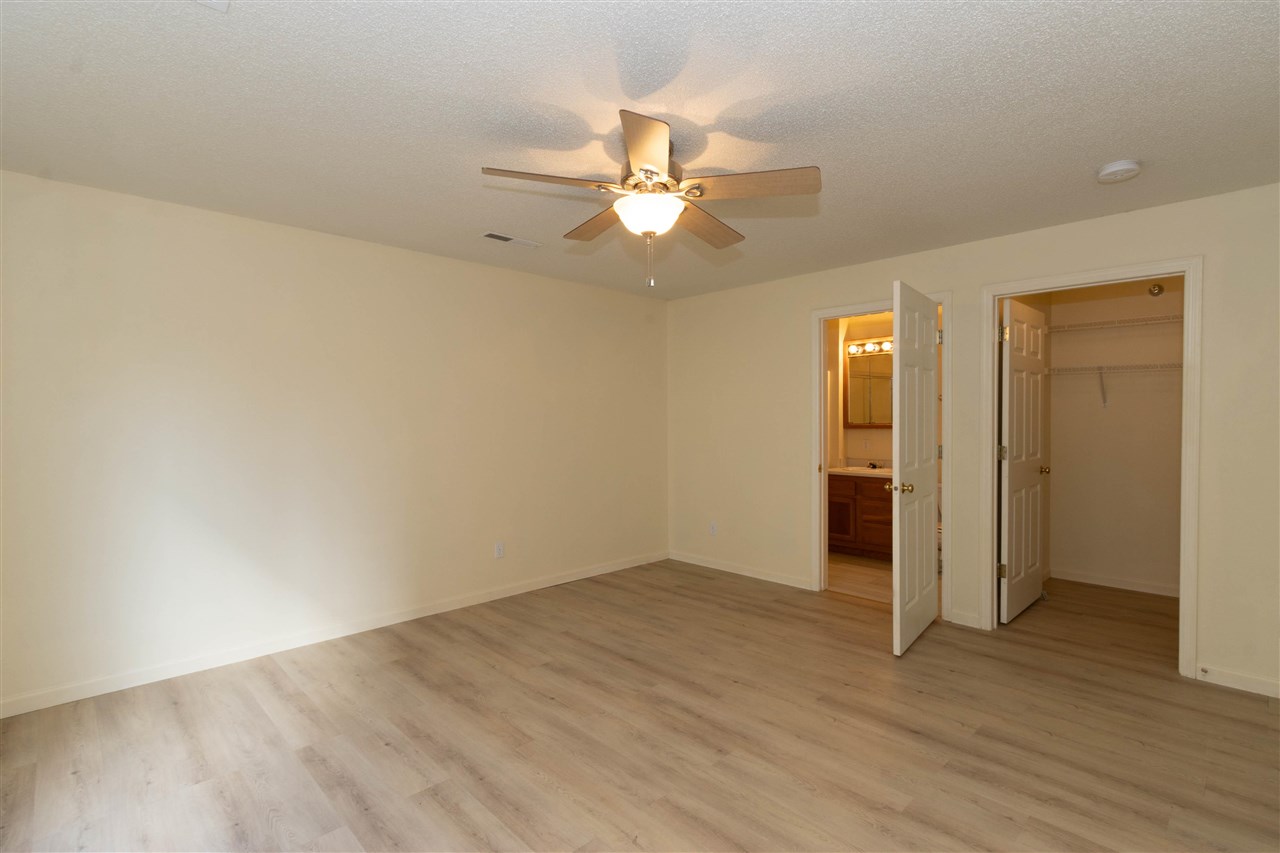 458 West Side Drive Iowa City IA 52246