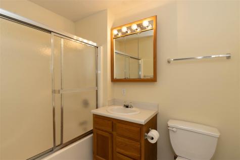 458 West Side Drive Iowa City IA 52246