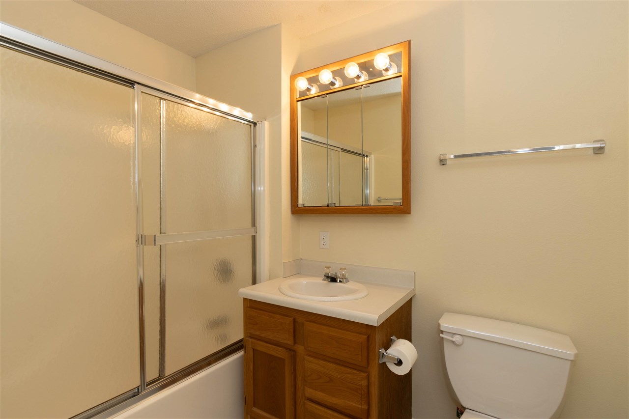 458 West Side Drive Iowa City IA 52246