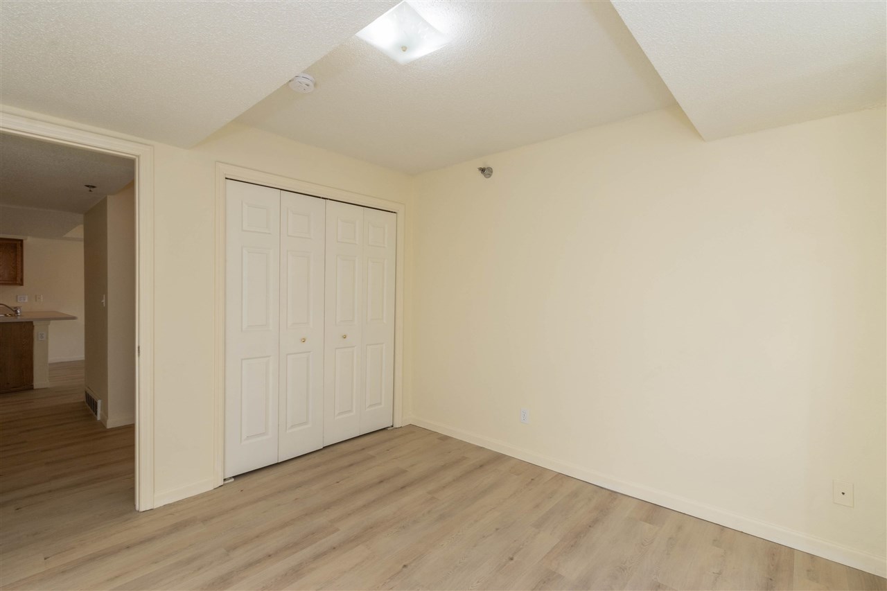 458 West Side Drive Iowa City IA 52246
