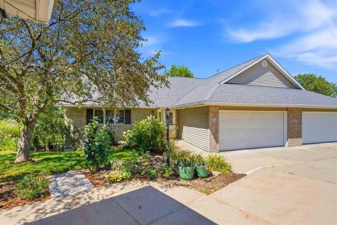 507 Washington Court Mt Vernon IA 52314