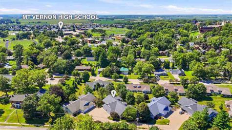507 Washington Court Mt Vernon IA 52314