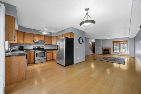 264 West Side Drive Iowa City IA 52246