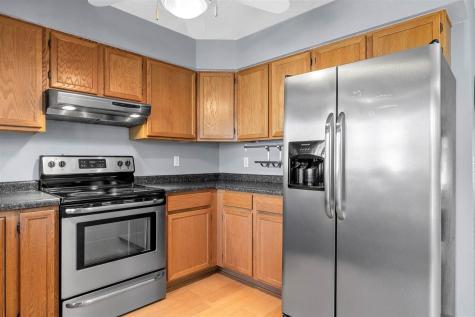 264 West Side Drive Iowa City IA 52246