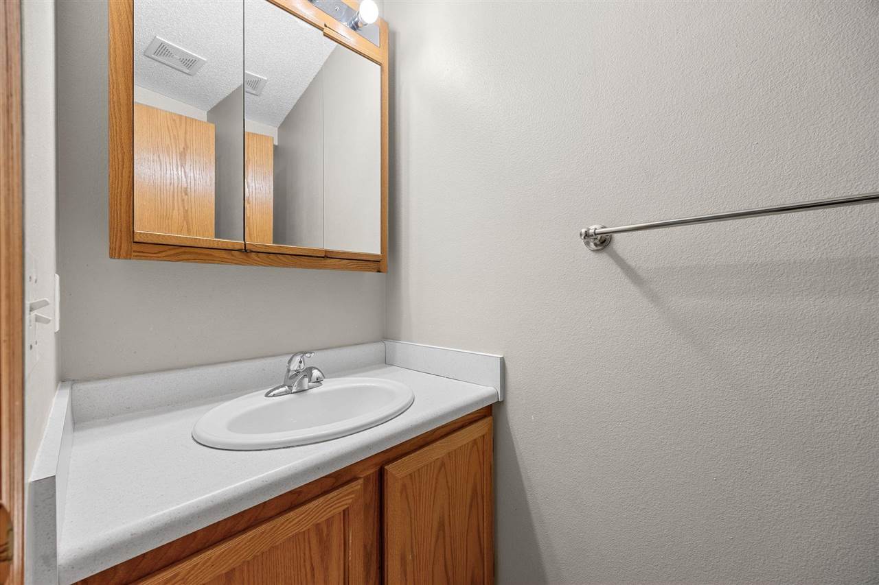 264 West Side Drive Iowa City IA 52246