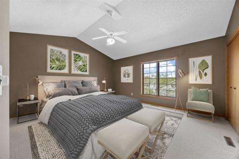 264 West Side Drive Iowa City IA 52246