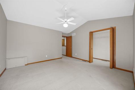 264 West Side Drive Iowa City IA 52246