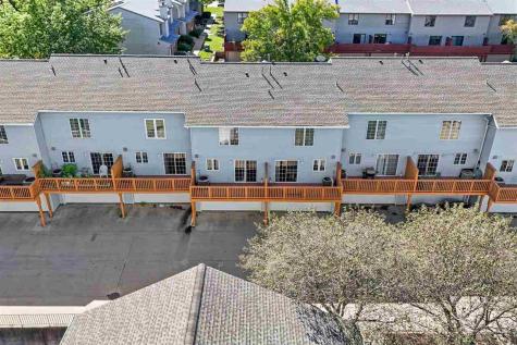 264 West Side Drive Iowa City IA 52246