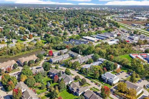 264 West Side Drive Iowa City IA 52246