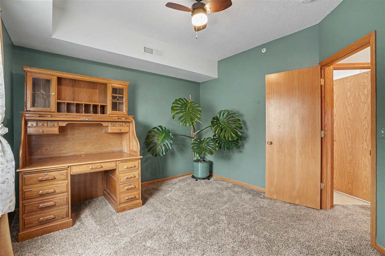 2824 Triple Crown Lane Iowa City IA 52340