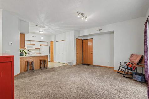 2824 Triple Crown Lane Iowa City IA 52340